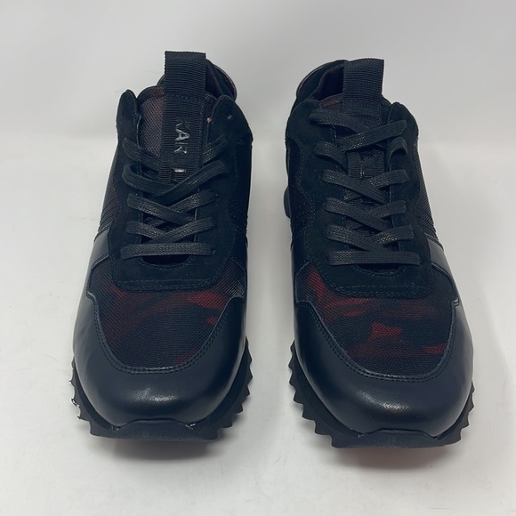 Karl Lagerfeld Camo Print Men's Sneakers Black Burgundy LF1S1109 New Without Box - Picture 2 of 7